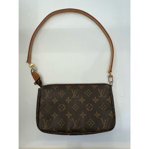 LOUIS VUITTON Pochette Accessoires Handbag Monogram LV